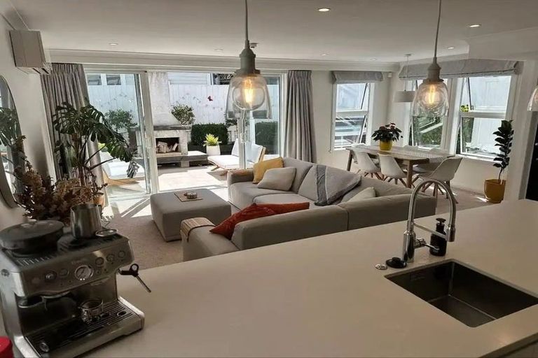 Photo of property in 69 Arcus Way, Hataitai, Wellington, 6021