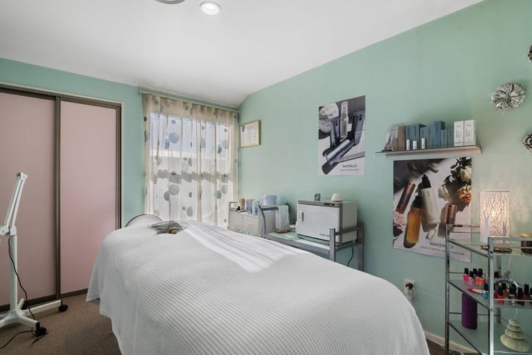 Photo of property in 14 Cliff Road, Tasman, Upper Moutere, 7173