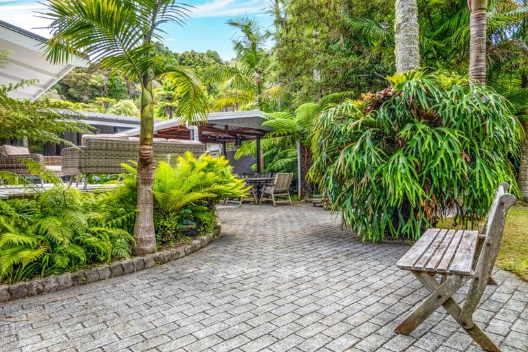 Photo of property in 28 Florance Avenue, Russell, 0202