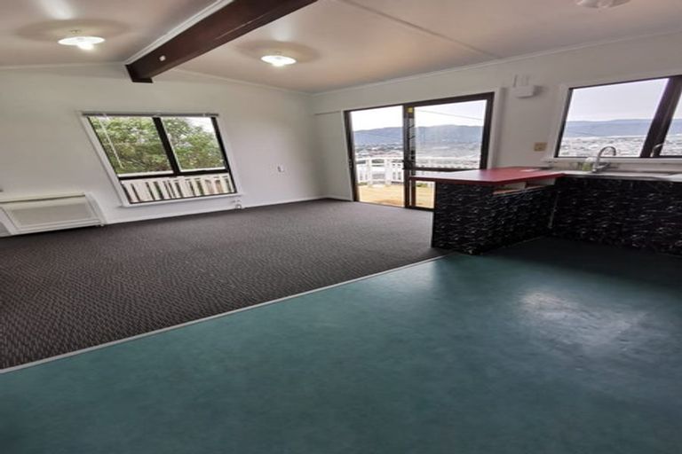 Photo of property in 10 Korokoro Road, Korokoro, Lower Hutt, 5012