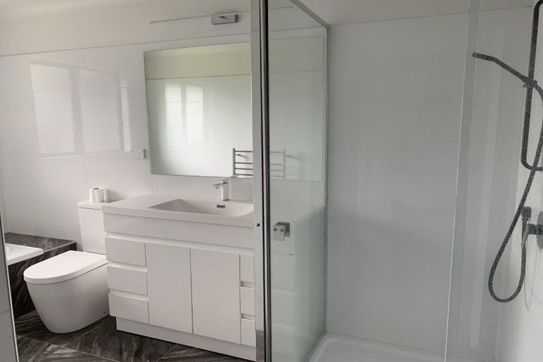 Photo of property in 19b Chestnut Close, Kelvin Grove, Palmerston North, 4414