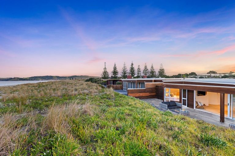 Photo of property in 19a Ruby Cove, Omaha, 0986