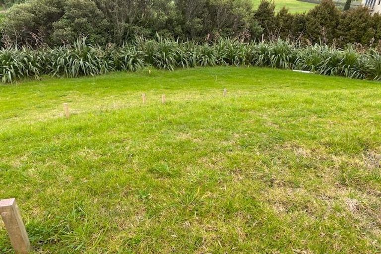 Photo of property in 10 Kakariki Lane, Waiwhakaiho, New Plymouth, 4312