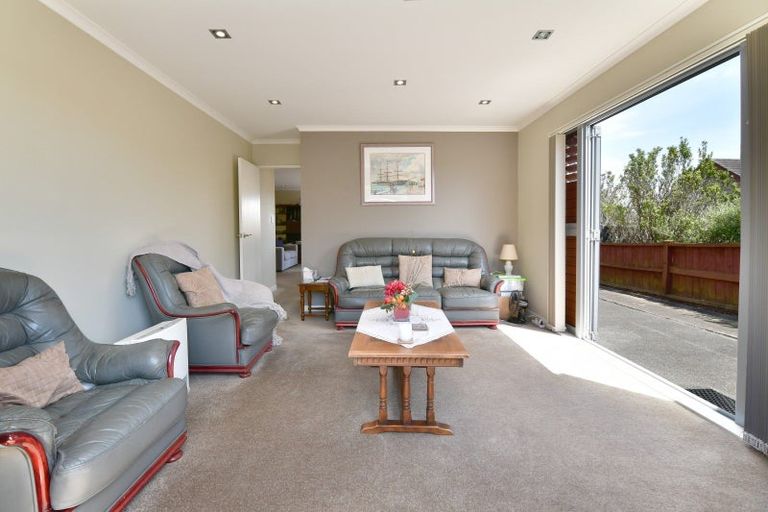 Photo of property in 9 Fingal Way, Gulf Harbour, Whangaparaoa, 0930