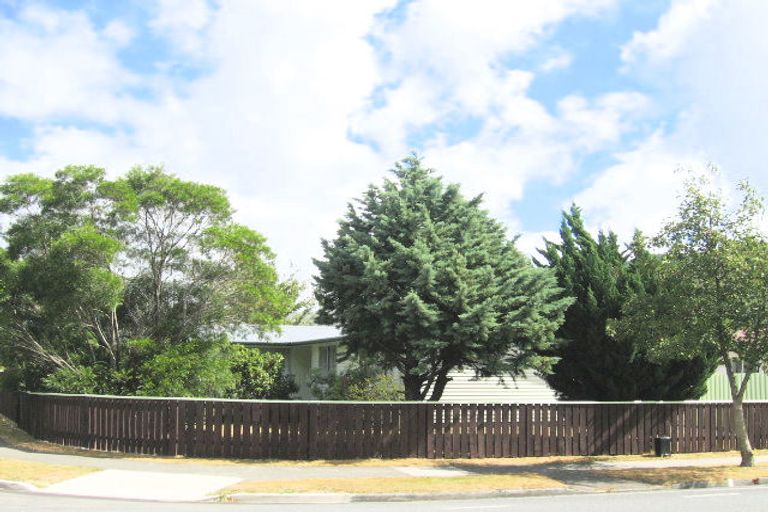 Photo of property in 26 Gemstone Drive, Birchville, Upper Hutt, 5018