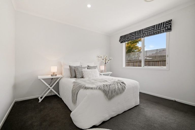 Photo of property in 21 Tosswill Road, Prebbleton, 7604