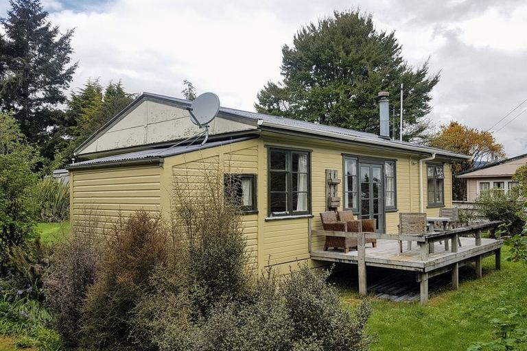 Photo of property in 30 Mackenzie Street, National Park, Owhango, 3989