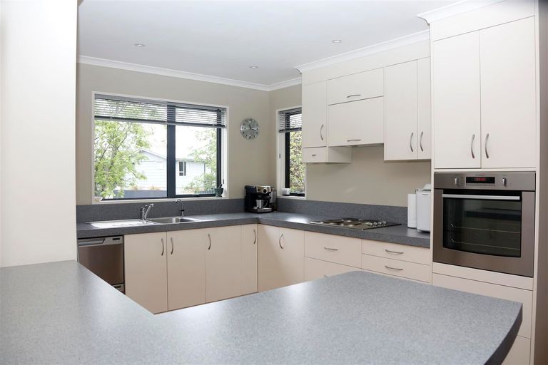 Photo of property in 27 Braemar Place, Twizel, 7901