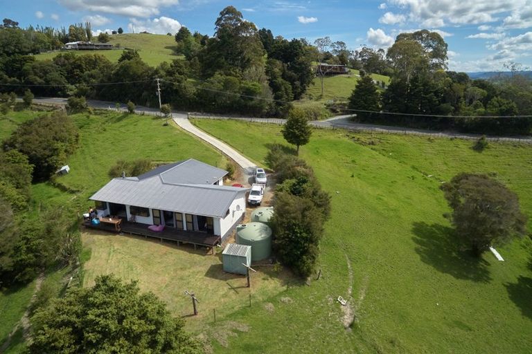 Photo of property in 53 Pakaru Road, Kawakawa, 0282