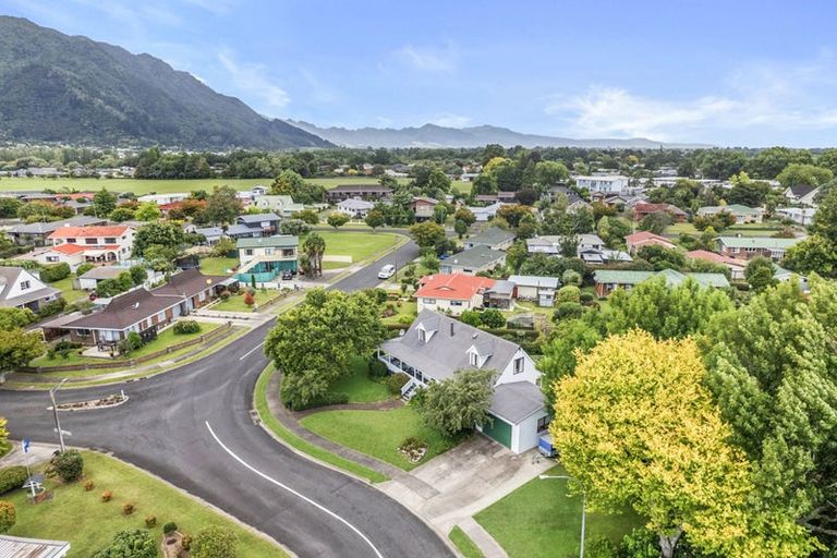 Photo of property in 7 Grace Avenue, Te Aroha, 3320