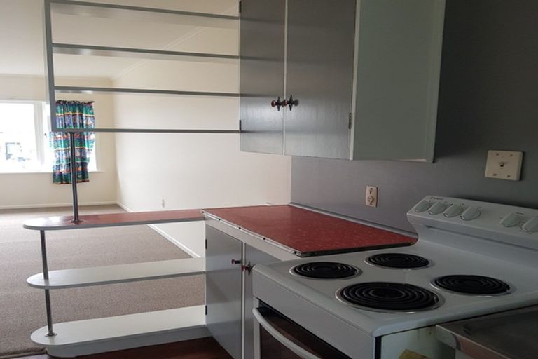 Photo of property in 6 View Road, Papakura, 2110