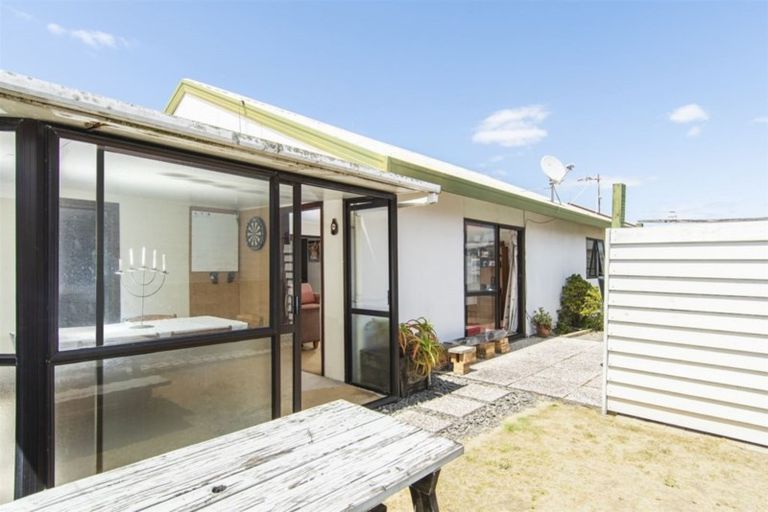 Photo of property in 1/44 Paterson Street, Mount Maunganui, 3116