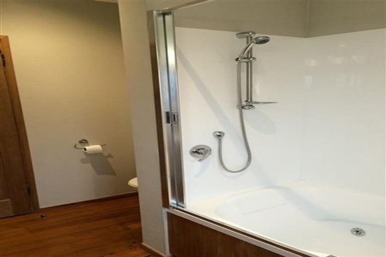 Photo of property in 8 Vogel Street, Fitzroy, New Plymouth, 4312