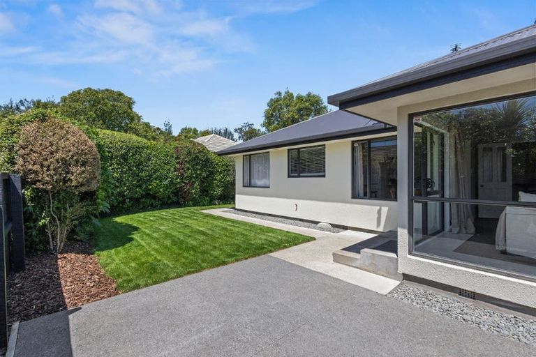 Photo of property in 190 Main North Road, Redwood, Christchurch, 8051