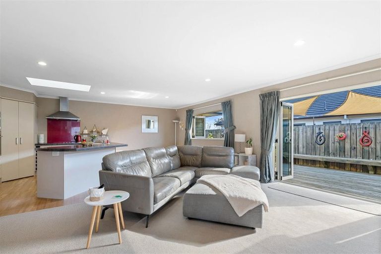 Photo of property in 24 Kipling Crescent, Owhata, Rotorua, 3010