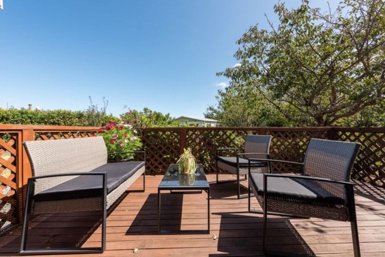 Photo of property in 11 Manawa Avenue, Raumati Beach, Paraparaumu, 5032