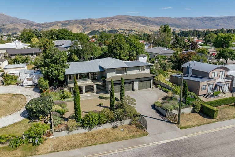 Photo of property in 49 Alpha Street, Cromwell, 9310