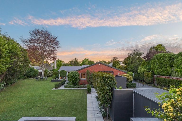 Photo of property in 21 Desmond Street, Merivale, Christchurch, 8014