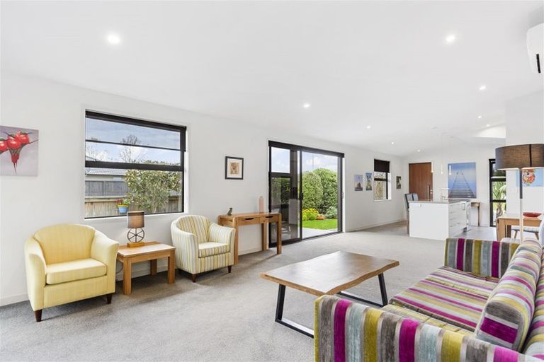 Photo of property in 40 Kuru Place, Papamoa, 3118