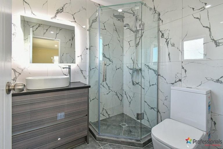 Photo of property in 169a Russell Road, Manurewa, Auckland, 2102