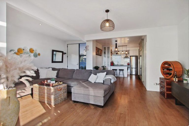 Photo of property in 24 Haven Drive, East Tamaki, Auckland, 2013