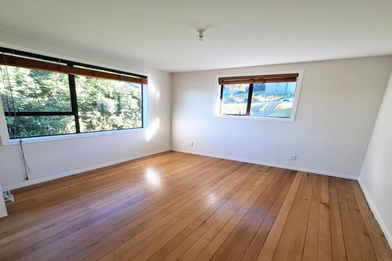 Photo of property in 26 Pikarere Street, Titahi Bay, Porirua, 5022