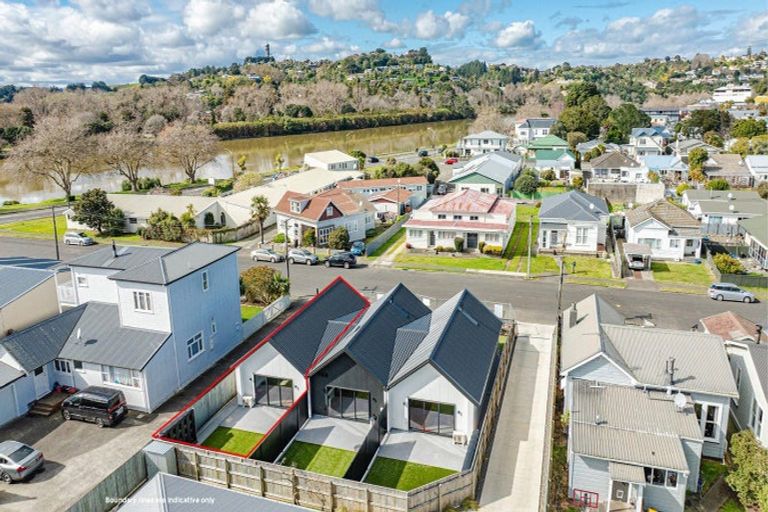 Photo of property in 10 Mathieson Street, Whanganui, 4500