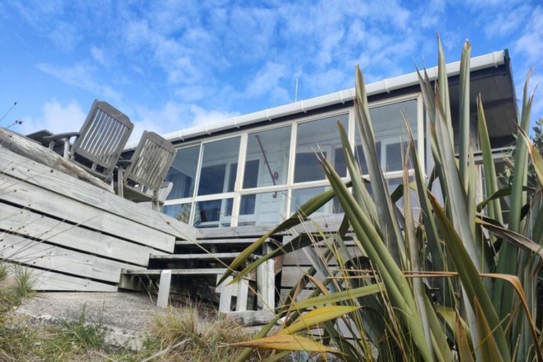 Photo of property in 349 Pukehina Parade, Pukehina, Te Puke, 3189