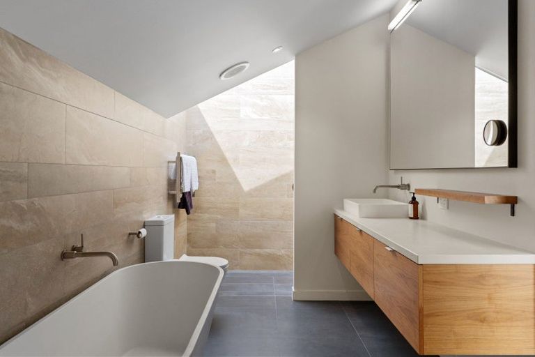 Photo of property in 1/141 Peterborough Street, Christchurch Central, Christchurch, 8013