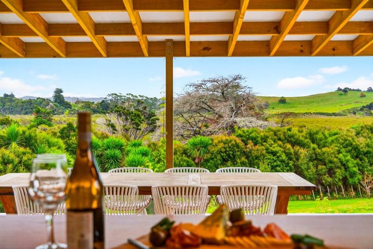 Photo of property in 20 Te Whau Lane, Snells Beach, 0920