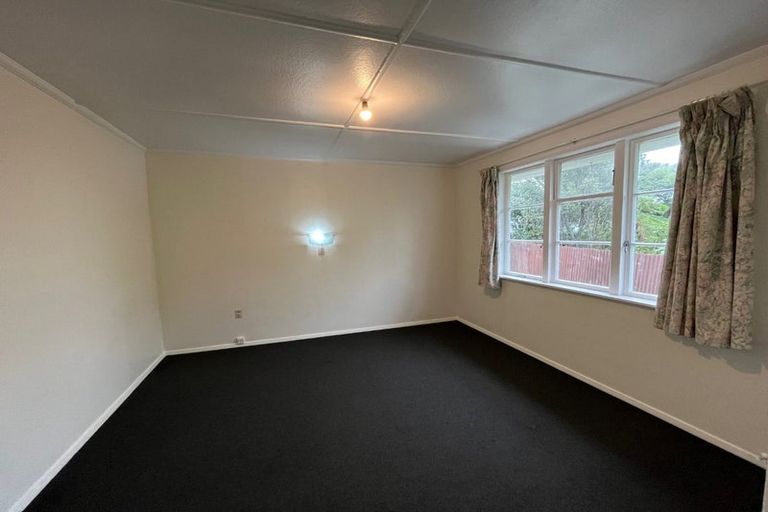 Photo of property in 1/12a Walsh Road, Westown, New Plymouth, 4310