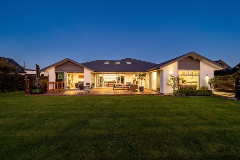 Photo of property in 13 Waterton Point, Huntingdon, Ashburton, 7774