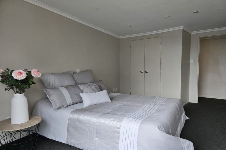 Photo of property in 9 Rangitane Street, Maupuia, Wellington, 6022