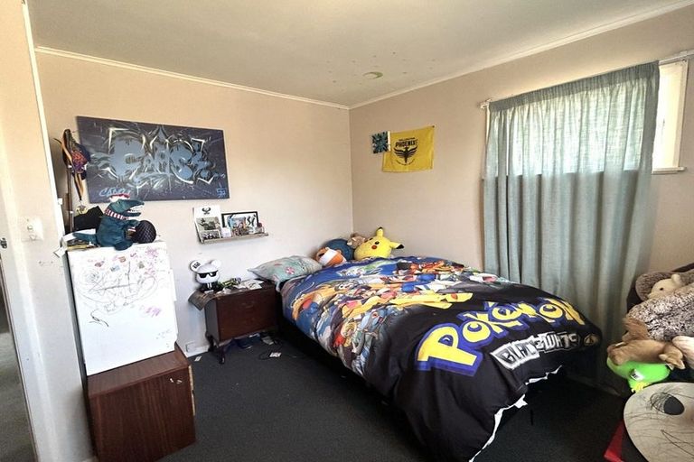 Photo of property in 6 Ngahina Street, Paraparaumu, 5032