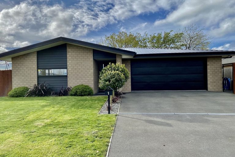Photo of property in 1 Kendon Drive, Rolleston, 7614