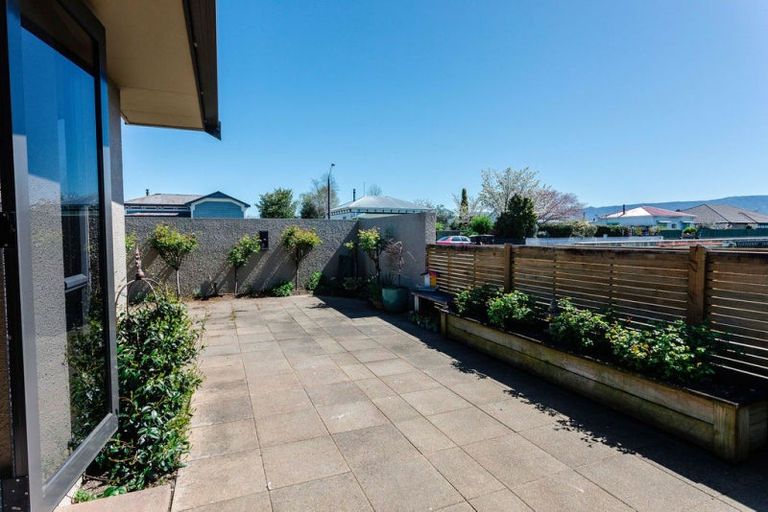 Photo of property in 35 Mcphee Street, Dannevirke, 4930