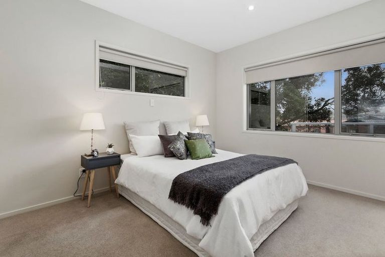 Photo of property in 64a Peterhouse Street, Tawa, Wellington, 5028