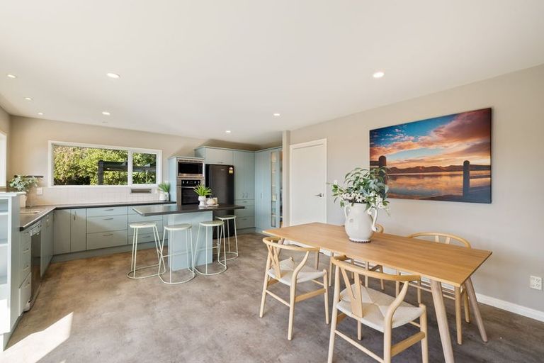 Photo of property in 70 Landsdowne Terrace, Cashmere, Christchurch, 8022