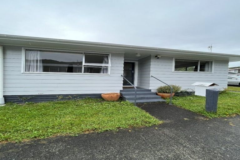 Photo of property in 35b Stockdale Street, Wainuiomata, Lower Hutt, 5014