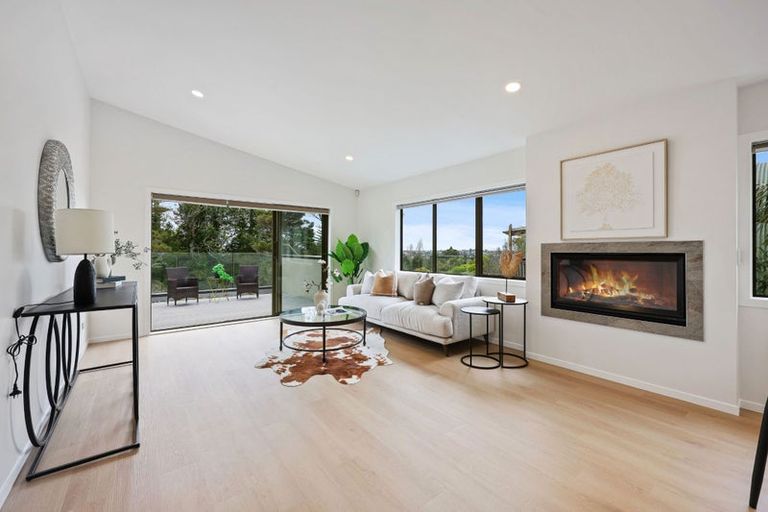 Photo of property in 40a Verran Road, Birkdale, Auckland, 0626