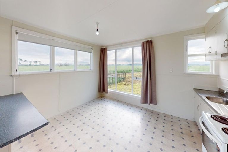 Photo of property in 56 Riddiford Road, Longburn, Palmerston North, 4475