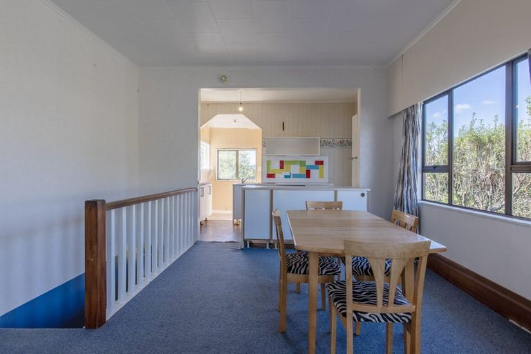 Photo of property in 49 Waverley Street, Waipawa, 4210