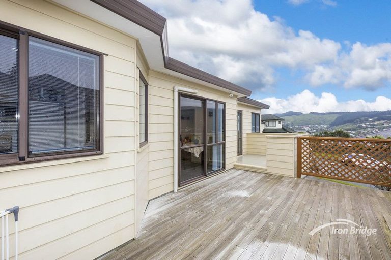 Photo of property in 119 Woodman Drive, Tawa, Wellington, 5028