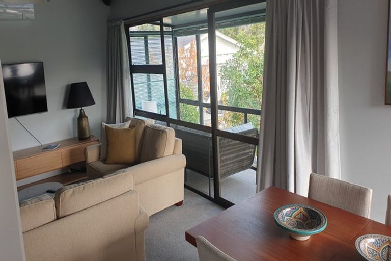 Photo of property in 2/412 Trafalgar Street, Nelson South, Nelson, 7010