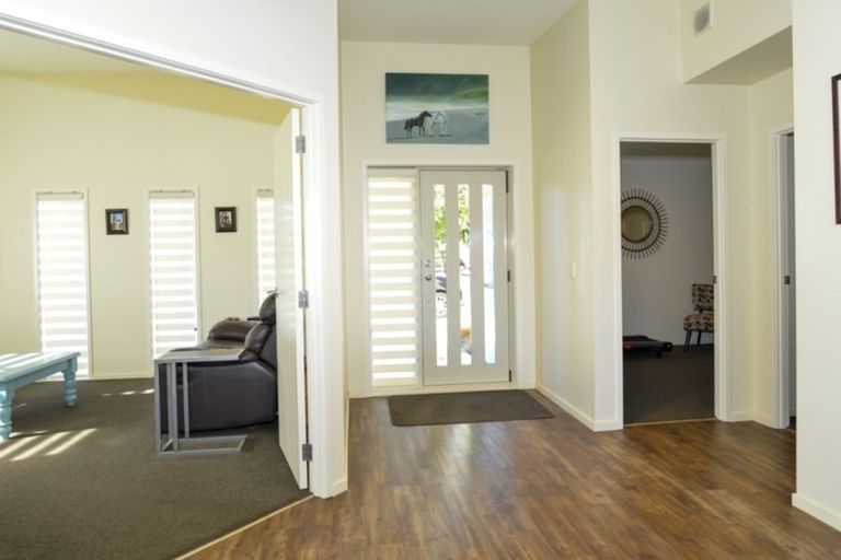 Photo of property in 51 Omarunui Road, Waiohiki, Napier, 4183