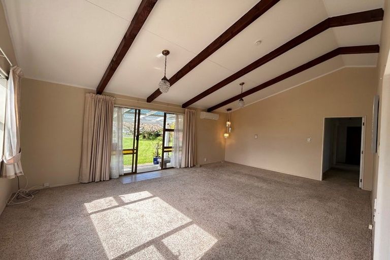 Photo of property in 25 Iti Street, Otaki, 5512