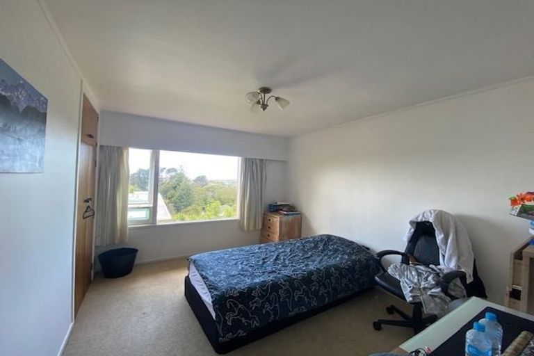 Photo of property in 679 East Coast Road, Browns Bay, Auckland, 0630