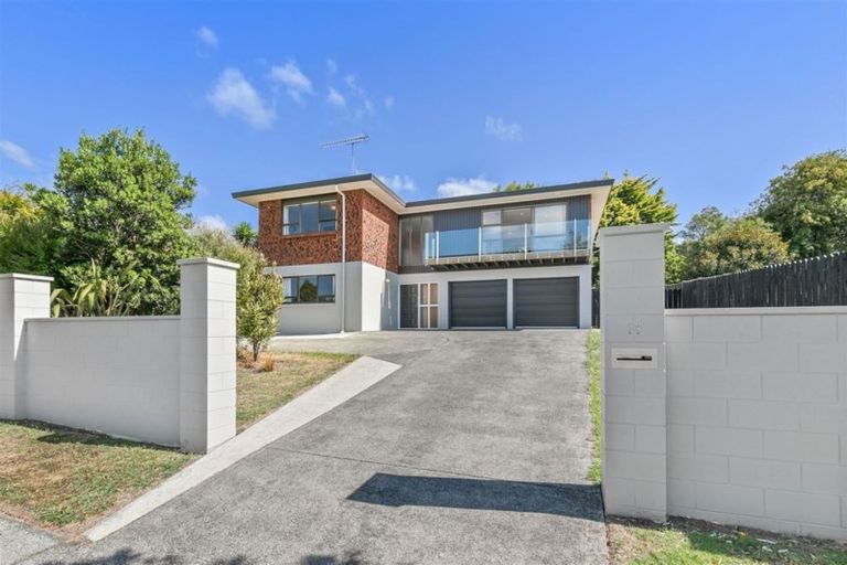 Photo of property in 19 Palmyra Way, Half Moon Bay, Auckland, 2012