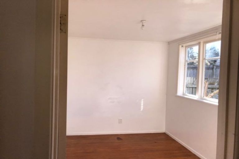 Photo of property in 55 Middlemore Crescent, Papatoetoe, Auckland, 2025