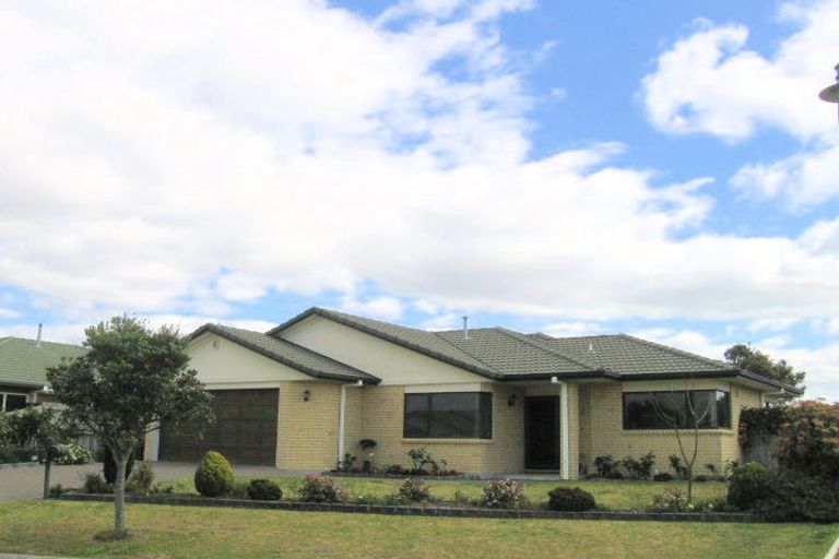 Photo of property in 10 Denny Hulme Drive, Mount Maunganui, 3116